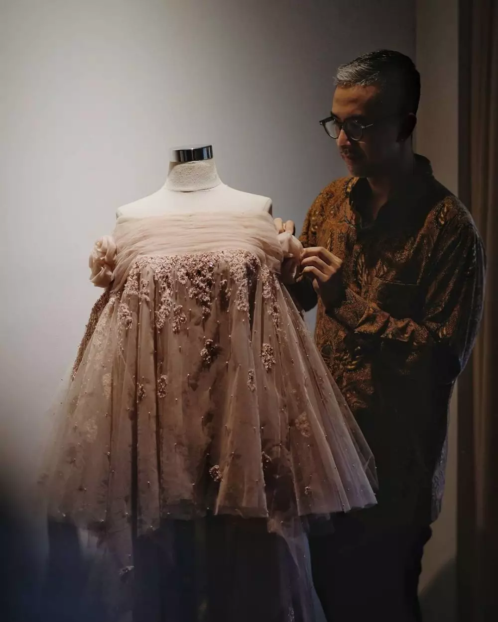 potret gaun pernikahan indah permatasari © Instagram