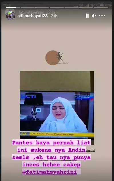 mukena amanda manopo © berbagai sumber