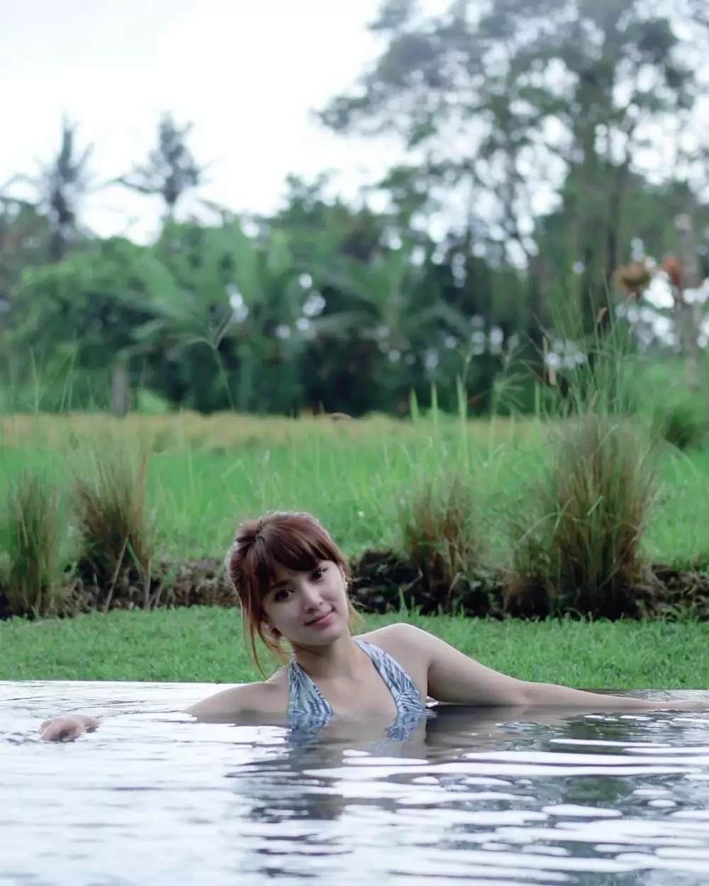 Momen bulan madu Rosiana Dewi dan Handika Pratama © 2021 brilio.net Momen bulan madu Rosiana Dewi dan Handika Pratama © 2021 brilio.net