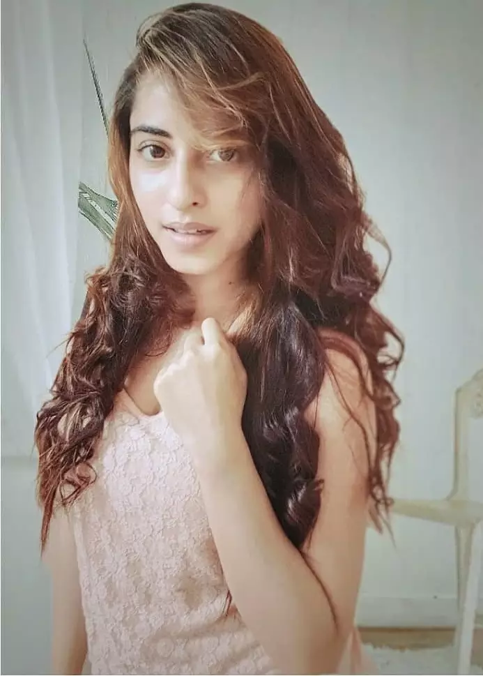 pemain Nazar tanpa makeup © Instagram