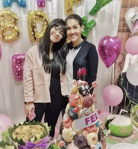 Mieke Amalia dan Felicya Angelista kompak © Instagram