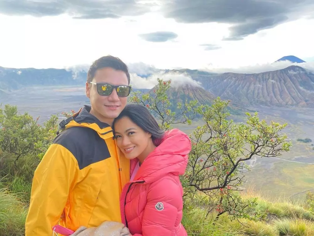 Perjuangan pasangan seleb mendapat restu © 2021 brilio.net Perjuangan pasangan seleb mendapat restu © 2021 brilio.net