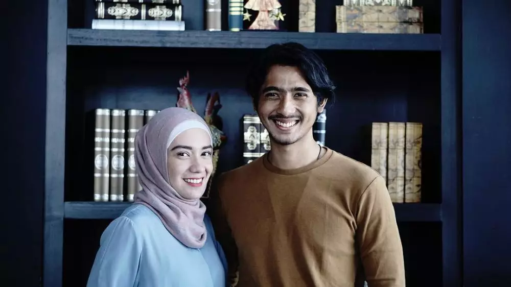 Seleb dan pasangan blasteran Prancis © 2021 brilio.net Seleb dan pasangan blasteran Prancis © 2021 brilio.net