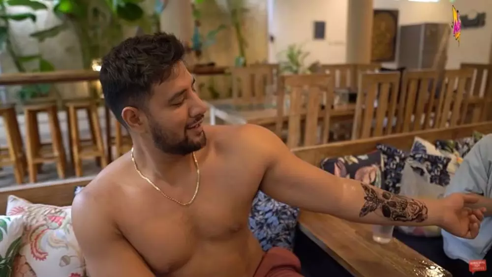 Ammar Zoni tato © 2021 brilio.net