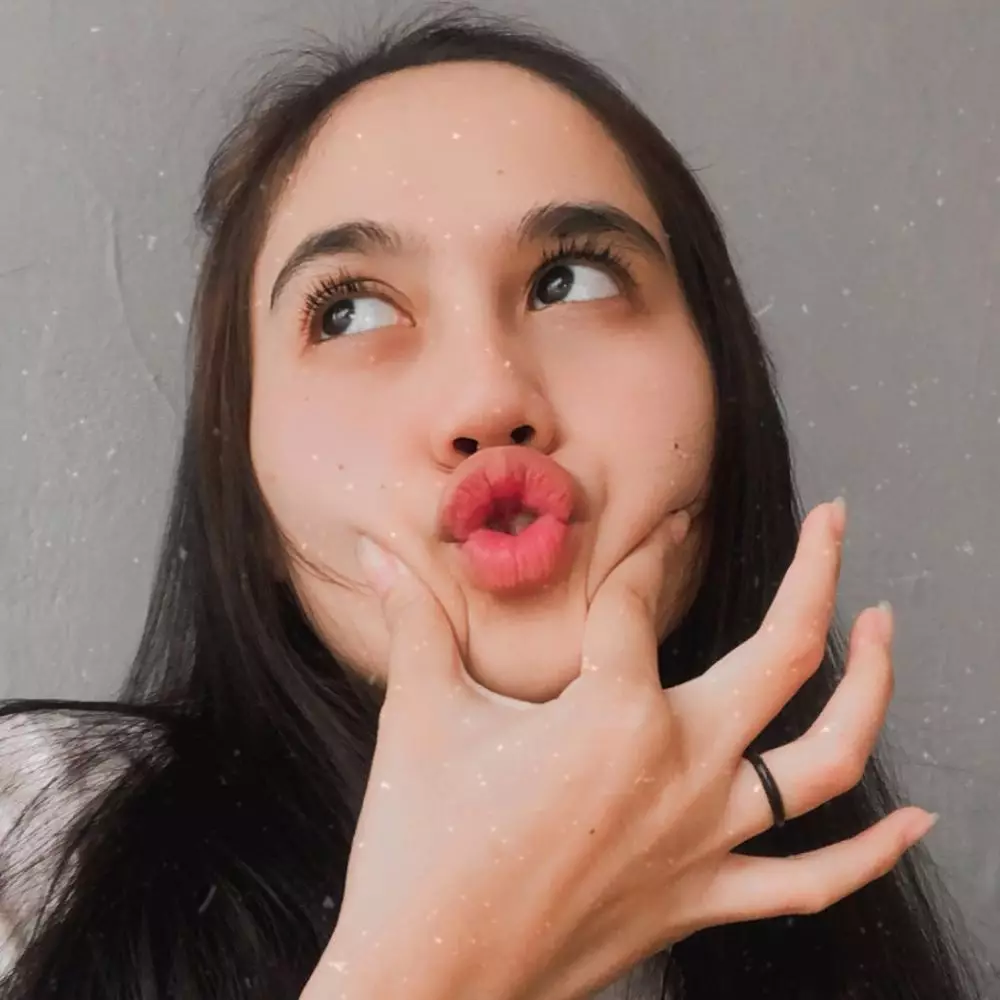 seleb tiktok mirip pevita © berbagai sumber seleb tiktok mirip pevita © berbagai sumber