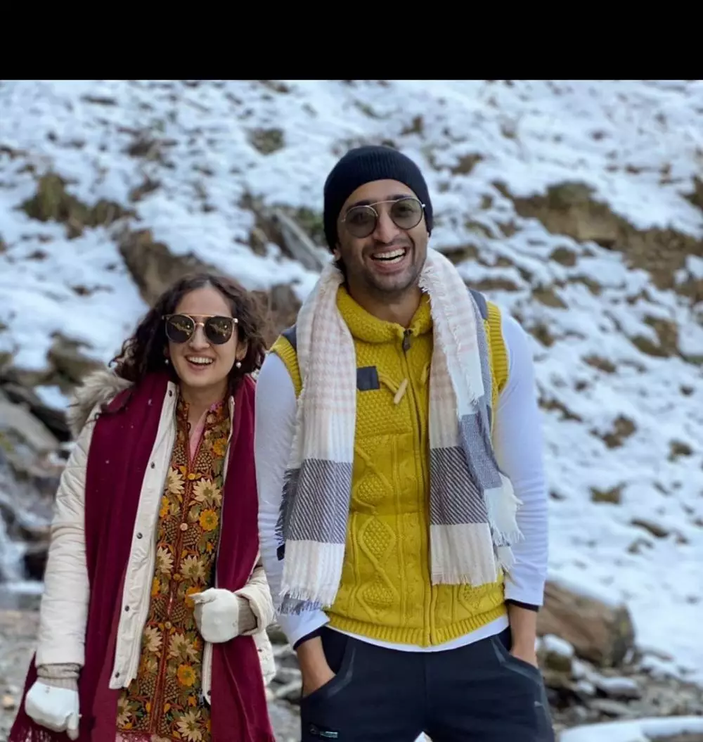 momen bulan madu Shaheer dan Ruchikaa © 2021 brilio.net Instagram momen bulan madu Shaheer dan Ruchikaa © 2021 brilio.net Instagram