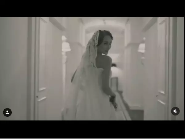 Potret Ivan Gunawan & Bella Aprilia pakai baju pengantin Instagram