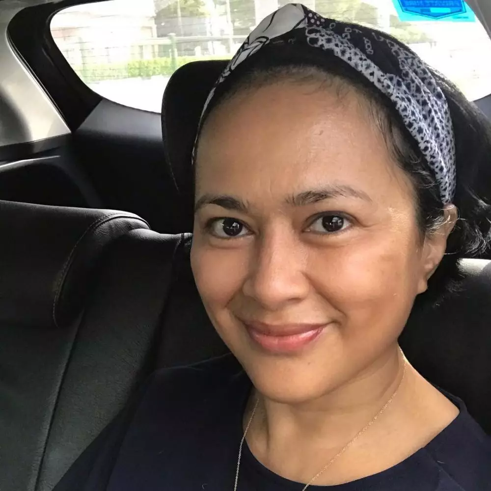 Pesona presenter cantik usia hampir setengah muda Instagram