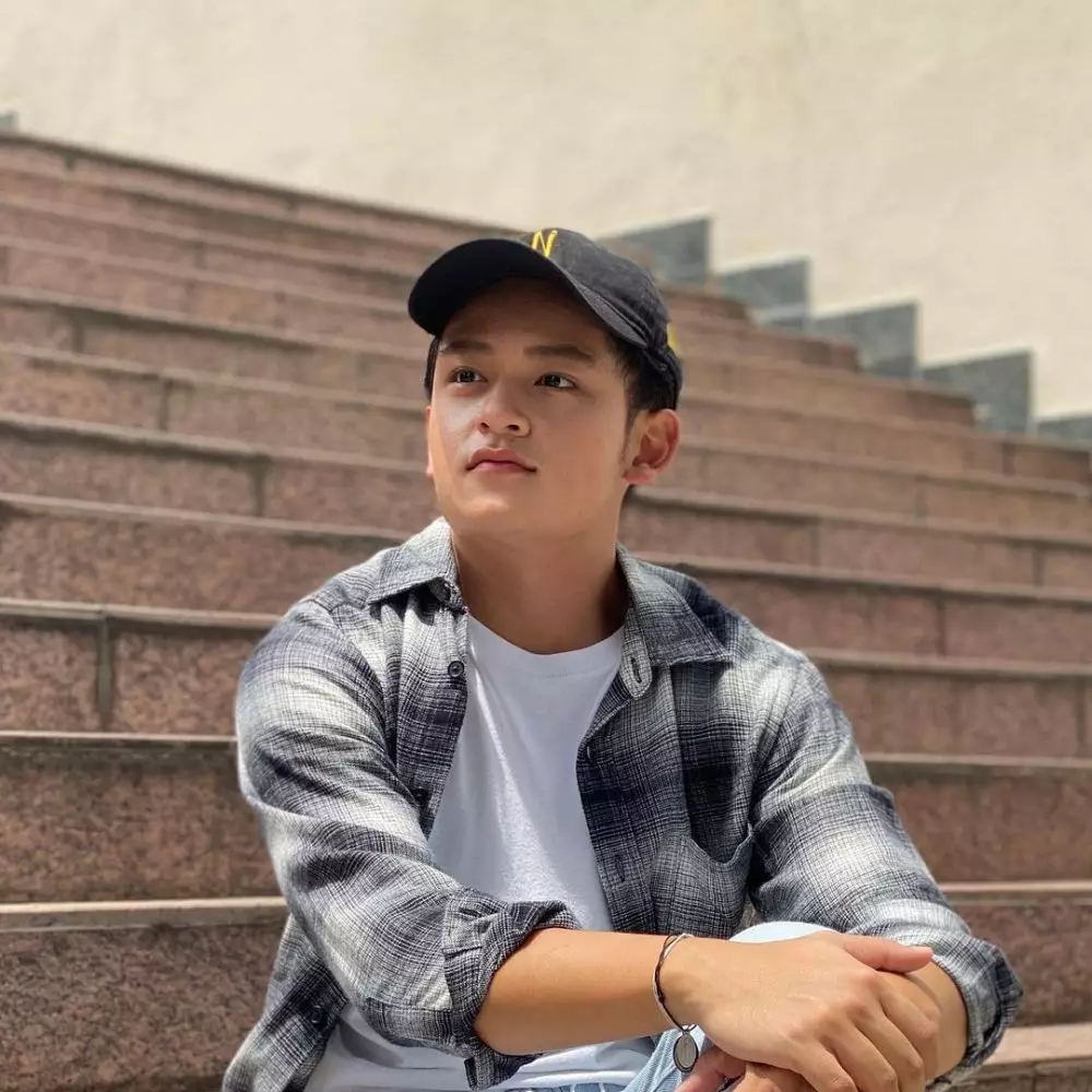 Potret masa kecil  mantan artis cilik pria Berbagai sumber