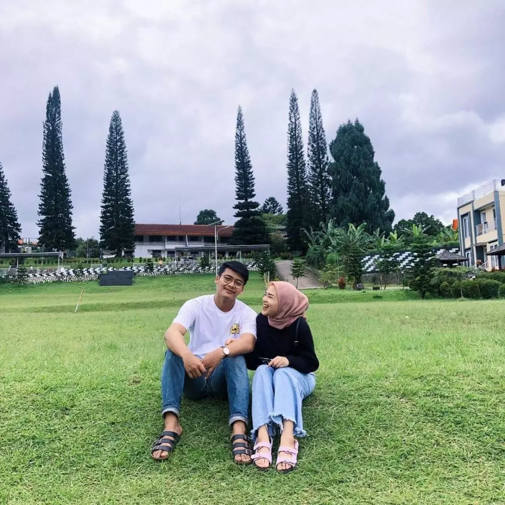penyanyi abang tukang bakso © Berbagai Sumber penyanyi abang tukang bakso © Berbagai Sumber