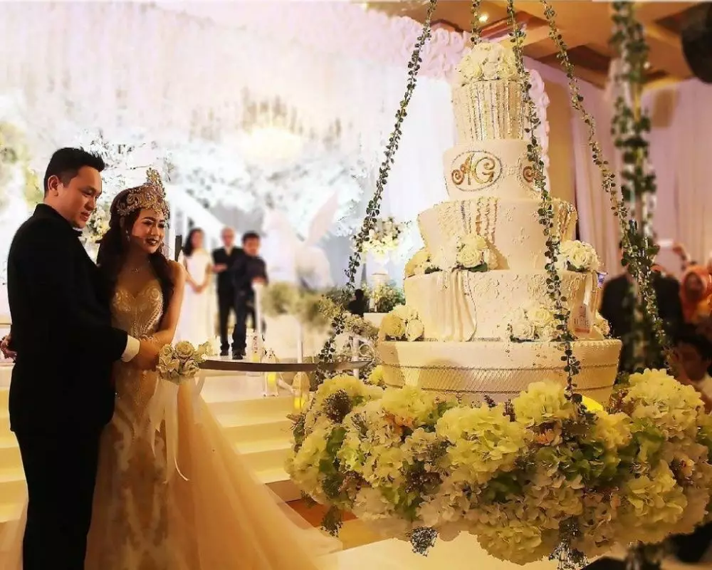 kue pernikahan seleb © 2021 brilio.net