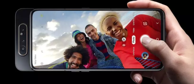 Harga Samsung A80 © samsung.com