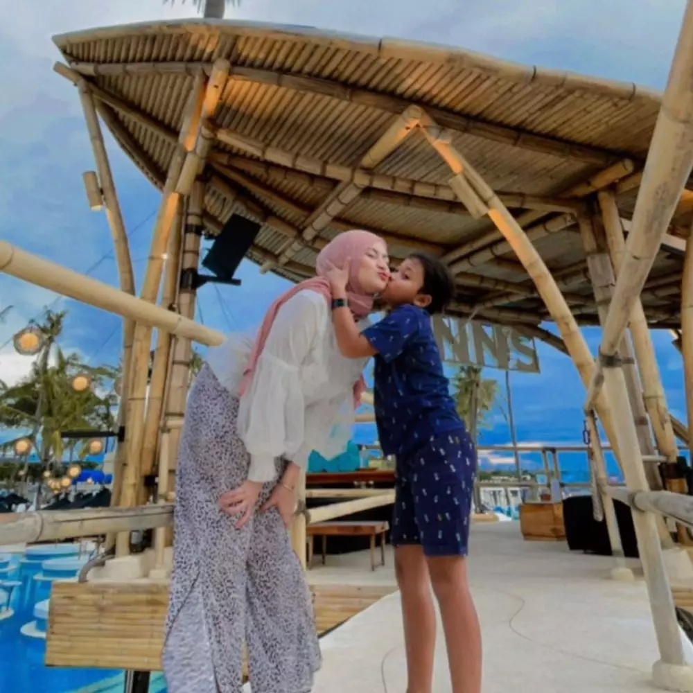 Nathalie © 2021 brilio.net Nathalie © 2021 brilio.net