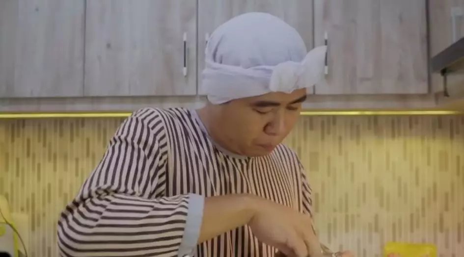 rumah Arif mak beti © YouTube