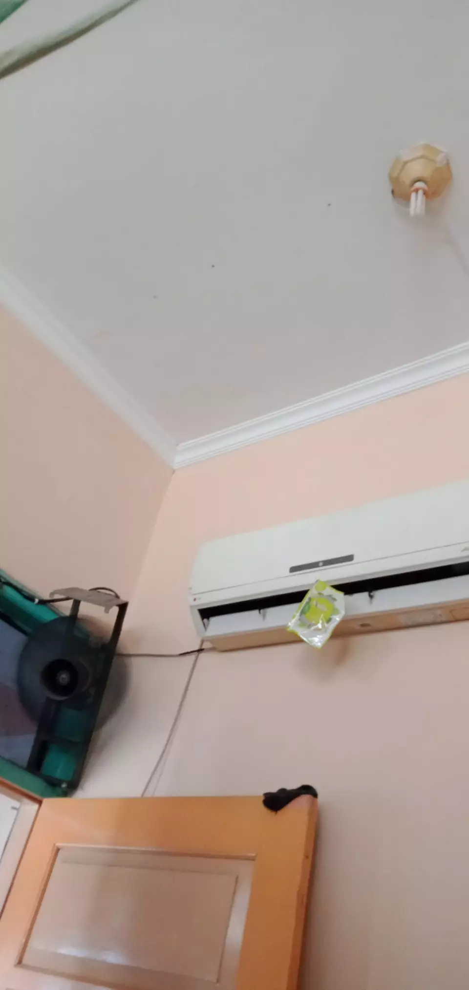 cara pasang AC nyeleneh Berbagai sumber