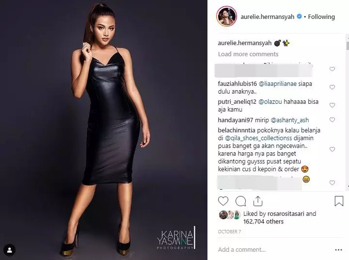 Aurel Hermansyah ini disebut mirip Ariana Grande © 2021 brilio.net Aurel Hermansyah ini disebut mirip Ariana Grande © 2021 brilio.net