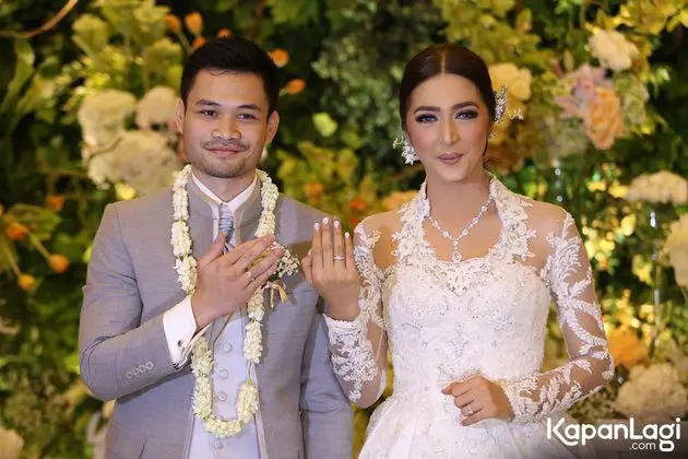 pernikahan seleb bernuansa Arab © 2021 brilio.net pernikahan seleb bernuansa Arab © 2021 brilio.net