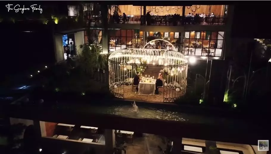 kejutan Wisnu untuk Shireen © 2021 brilio.net kejutan Wisnu untuk Shireen © 2021 brilio.net