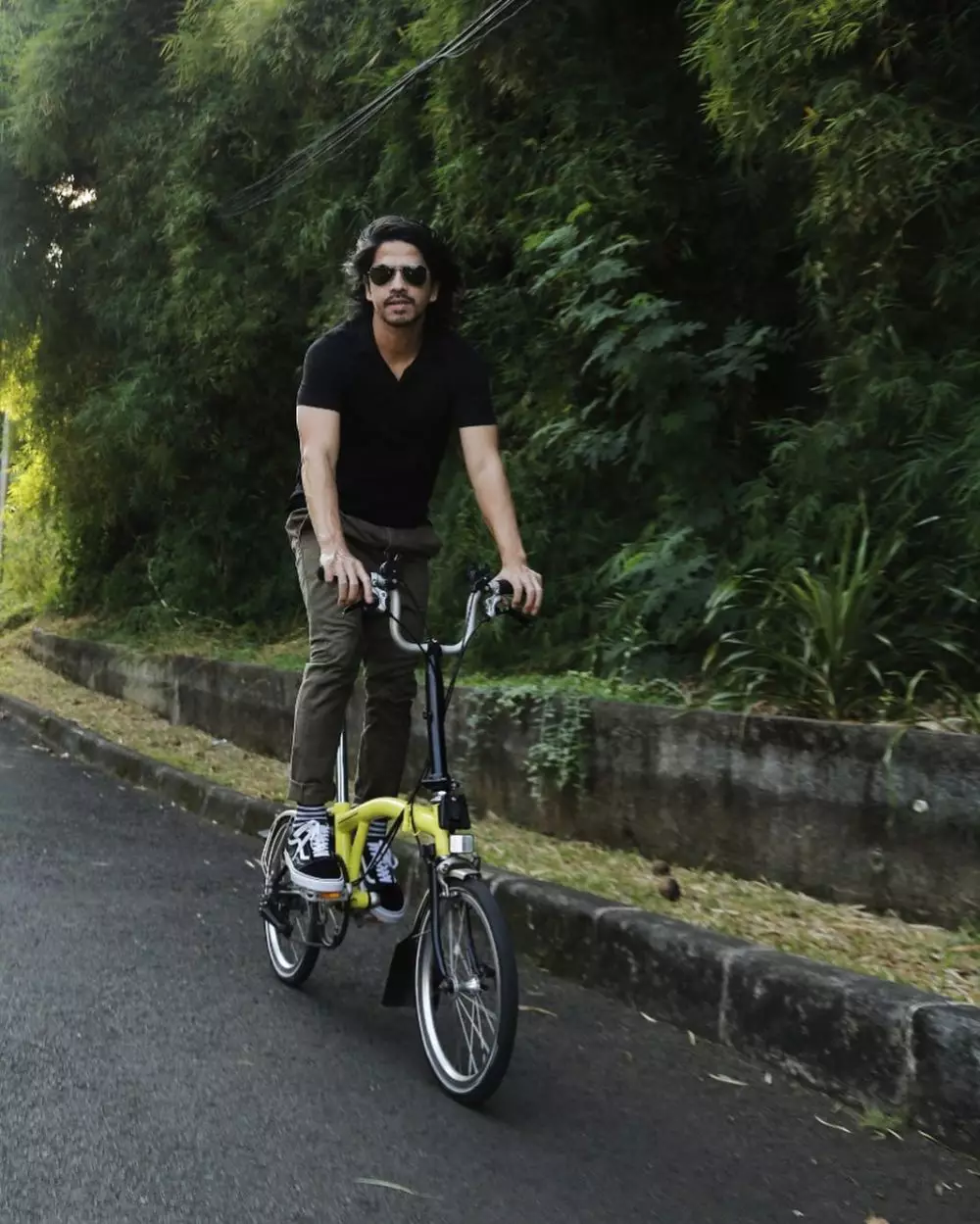 pesona penyanyi pria usia 40an © Instagram