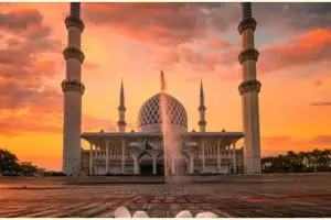 40 Caption tentang keindahan masjid, penuh makna dan menyejukkan