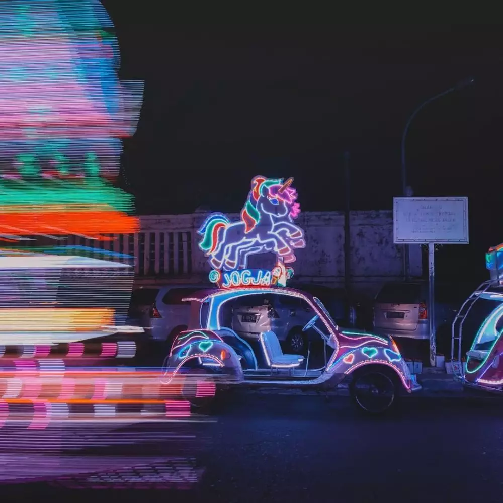 Suka hunting foto cityscape malam hari? 7 tips ini bikin karyamu apik berbagai sumber Suka hunting foto cityscape malam hari? 7 tips ini bikin karyamu apik berbagai sumber