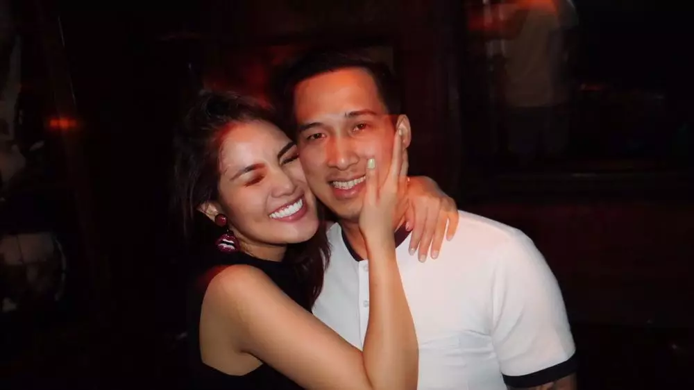 Nindy gugat cerai suami © berbagai sumber