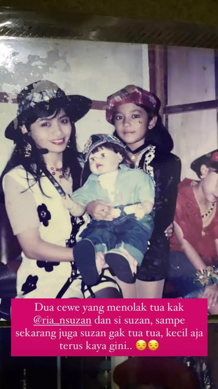 masa kecil enno lerian © Instagram masa kecil enno lerian © Instagram