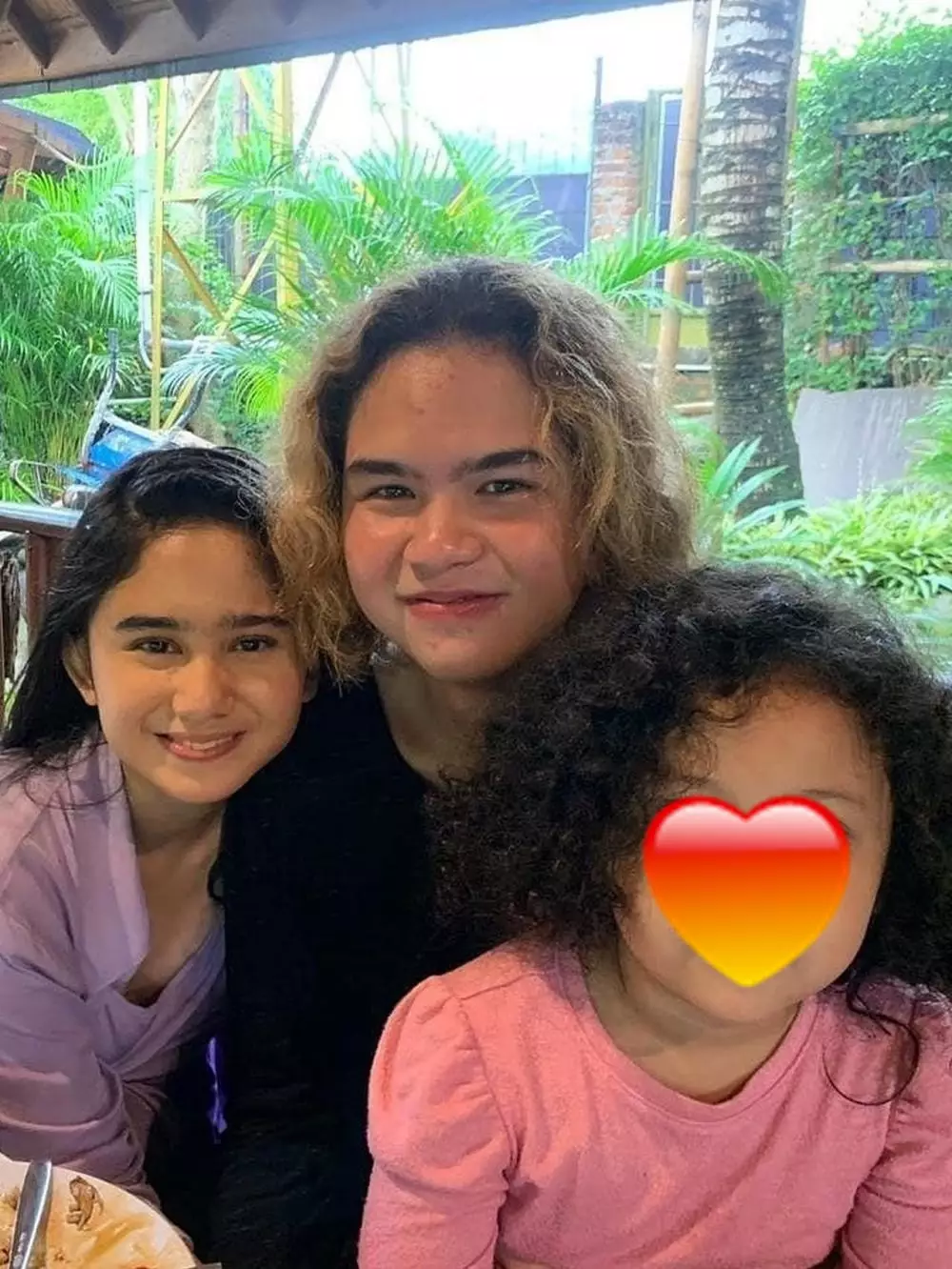 seleb dekat dengan keponakan pacar © Instagram