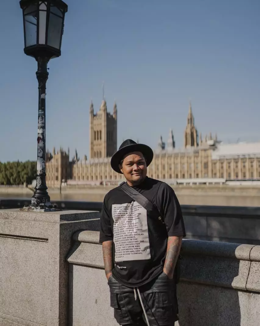 nama baru seleb usai mualaf © berbagai sumber nama baru seleb usai mualaf © berbagai sumber