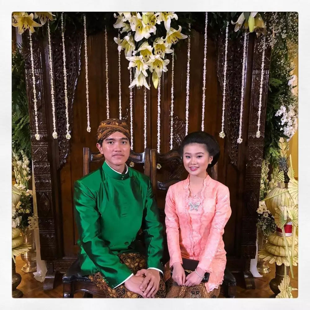 pertemuan keluarga Jokowi dan Felicia ini jadi sorotan Instagram