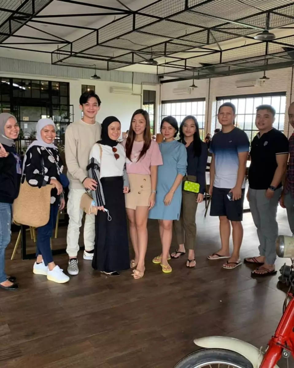 dinda bertemu keluarga rey di manado © Instagram