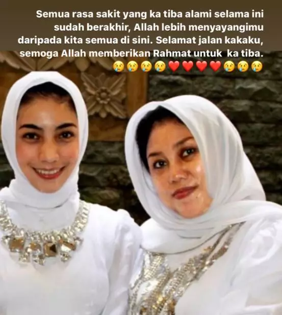 kenangan Siti KDI dan kakak © Instagram kenangan Siti KDI dan kakak © Instagram