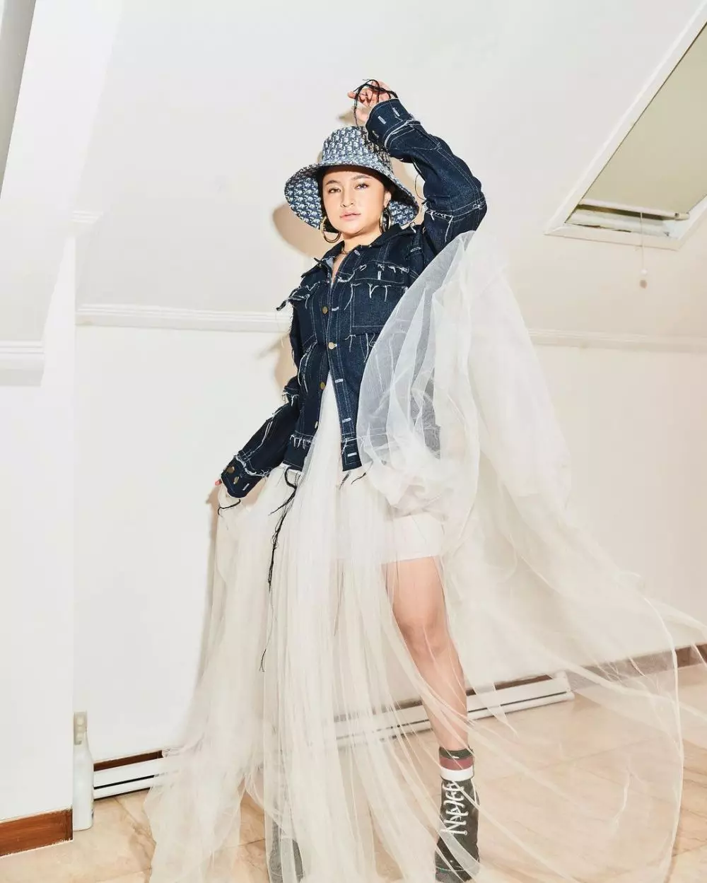 Gaya pemotretan terbaru Marshanda © 2021 brilio.net