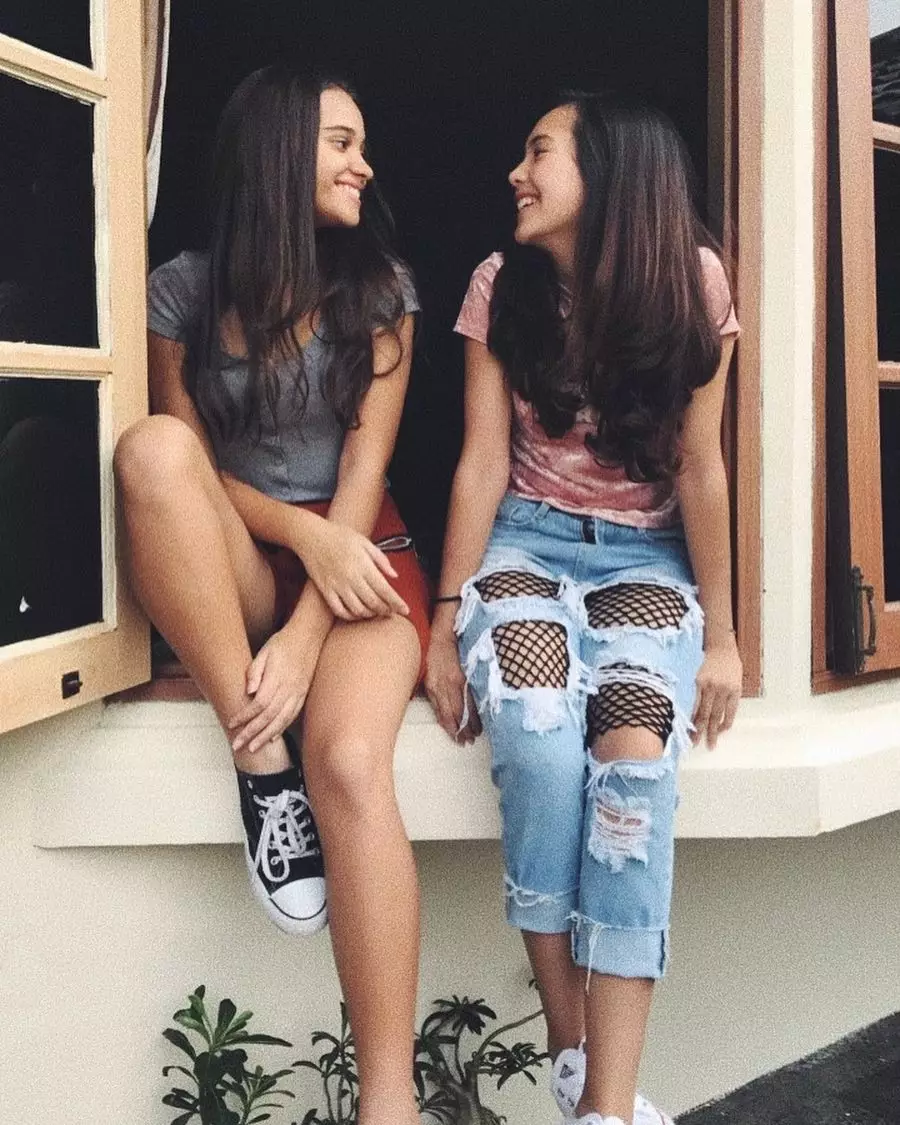 persahabatan Beby Tsabina dan Aurora Ribero © 2021 brilio.net