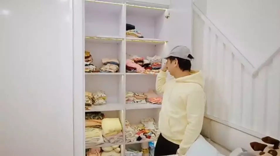 Kamar anak Raditya Dika © 2021 brilio.net YouTube