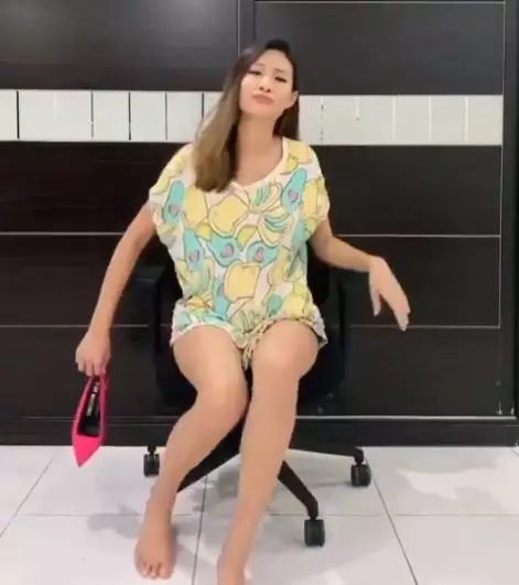 potret natural host infotainment © Instagram