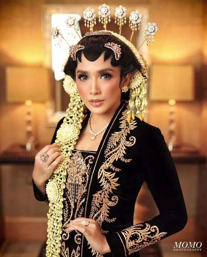 seleb dandan jadi pengantin © 2021 brilio.net seleb dandan jadi pengantin © 2021 brilio.net