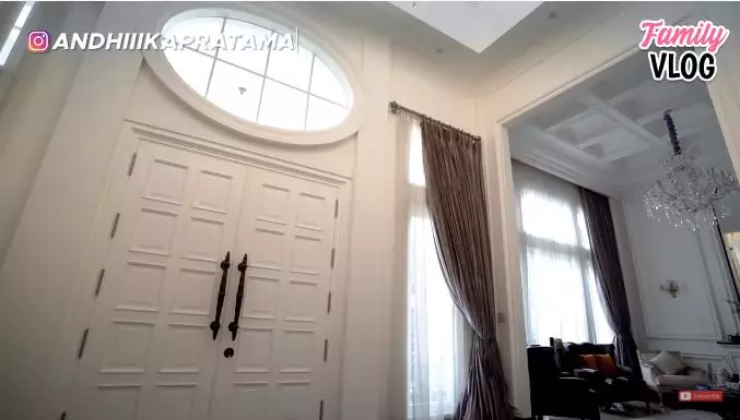 Potret rumah Nindy Ayunda © 2021 brilio.net