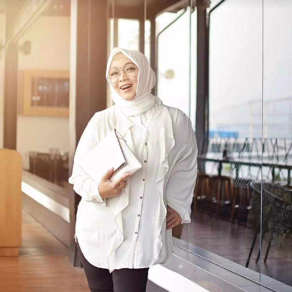 Transformasi Rina Gunawan turun 27 kg © Instagram