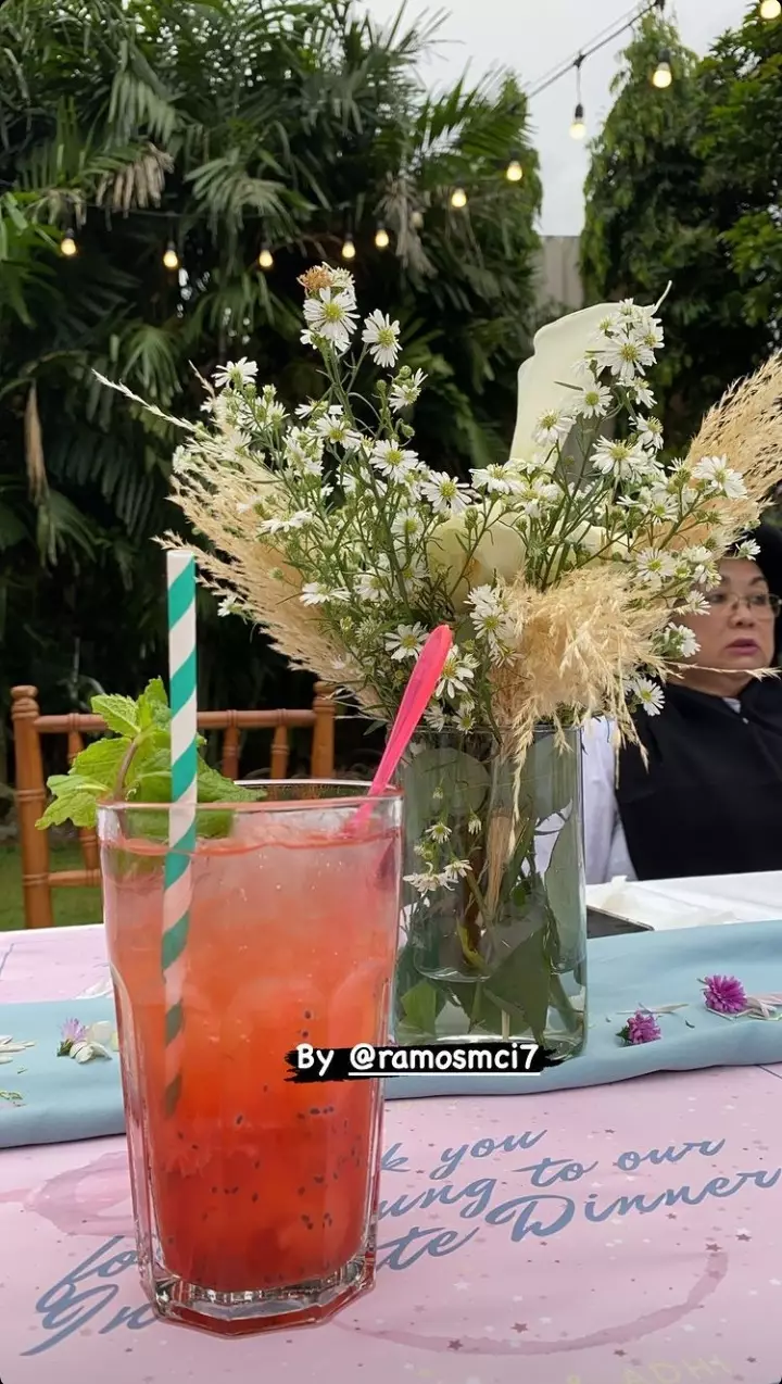 Kesha Ratuliu gelar pengajian © 2021 brilio.net Kesha Ratuliu gelar pengajian © 2021 brilio.net