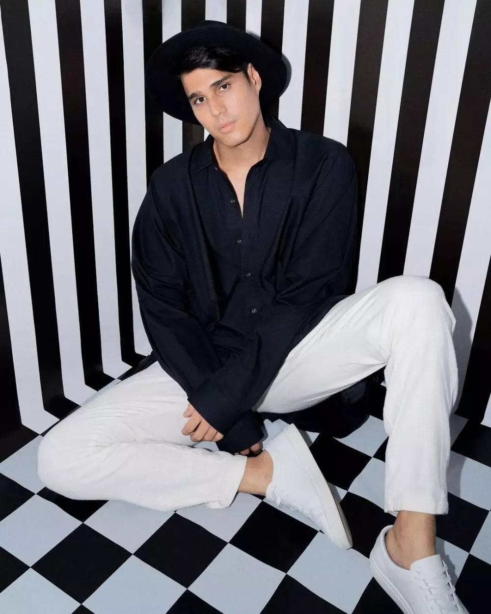 Aktor sinetron dengan alis tebal © Instagram Aktor sinetron dengan alis tebal © Instagram