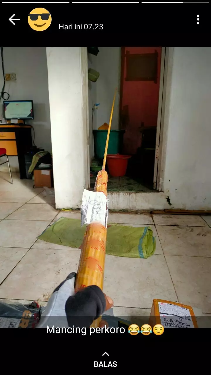 bungkusan paket © berbagai sumber bungkusan paket © berbagai sumber