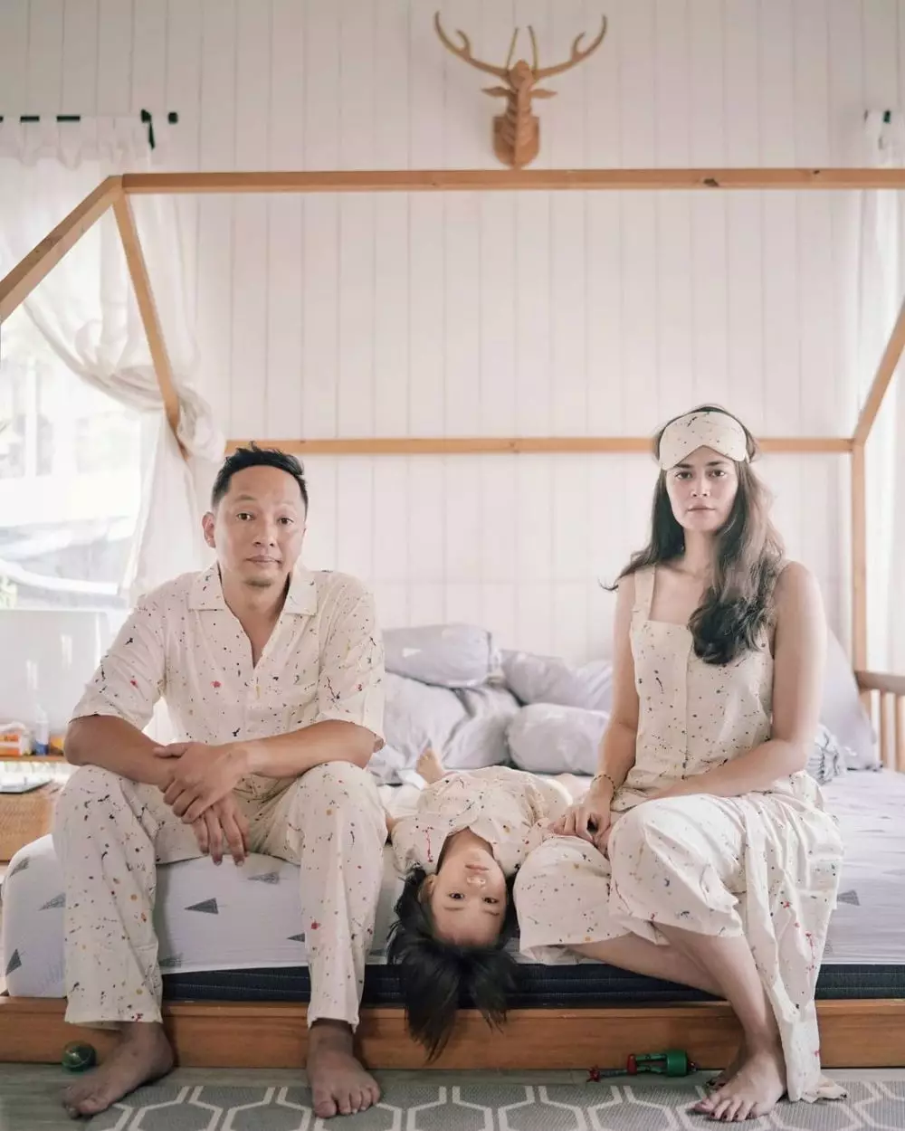 seleb kembaran baju dengan pasangan © Instagram seleb kembaran baju dengan pasangan © Instagram