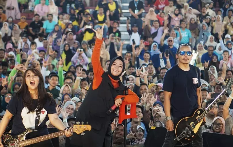 tantri syanlindri manggung © Instagram tantri syanlindri manggung © Instagram