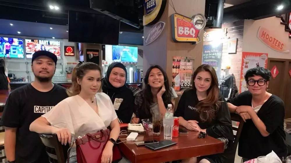 celine evanglista dan adik © Instagram