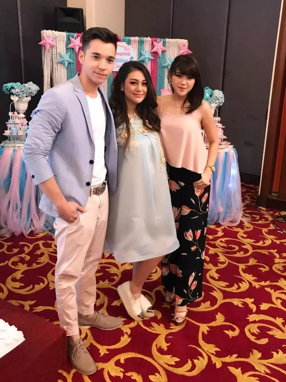 celine evanglista dan adik © Instagram