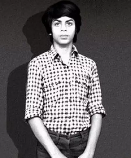 potret lawas Shah Rukh Khan saat sekolah © 2021 brilio.net