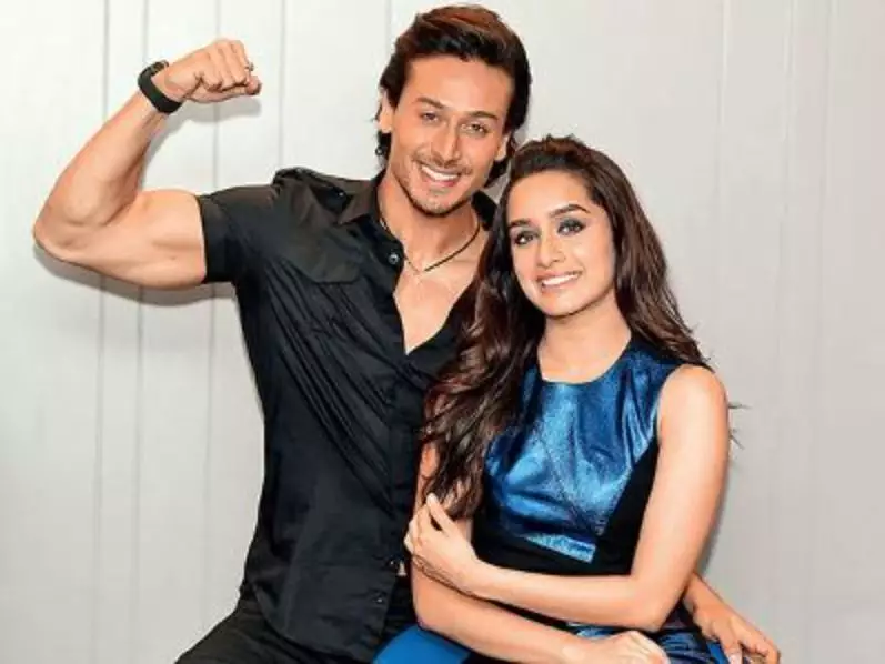 seleb Bollywood teman sekolah © 2021 brilio.net seleb Bollywood teman sekolah © 2021 brilio.net