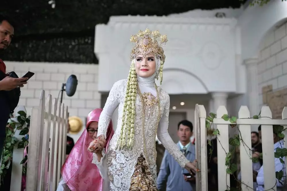 Potret terbaru Vinny  © 2021 brilio.net Potret terbaru Vinny  © 2021 brilio.net