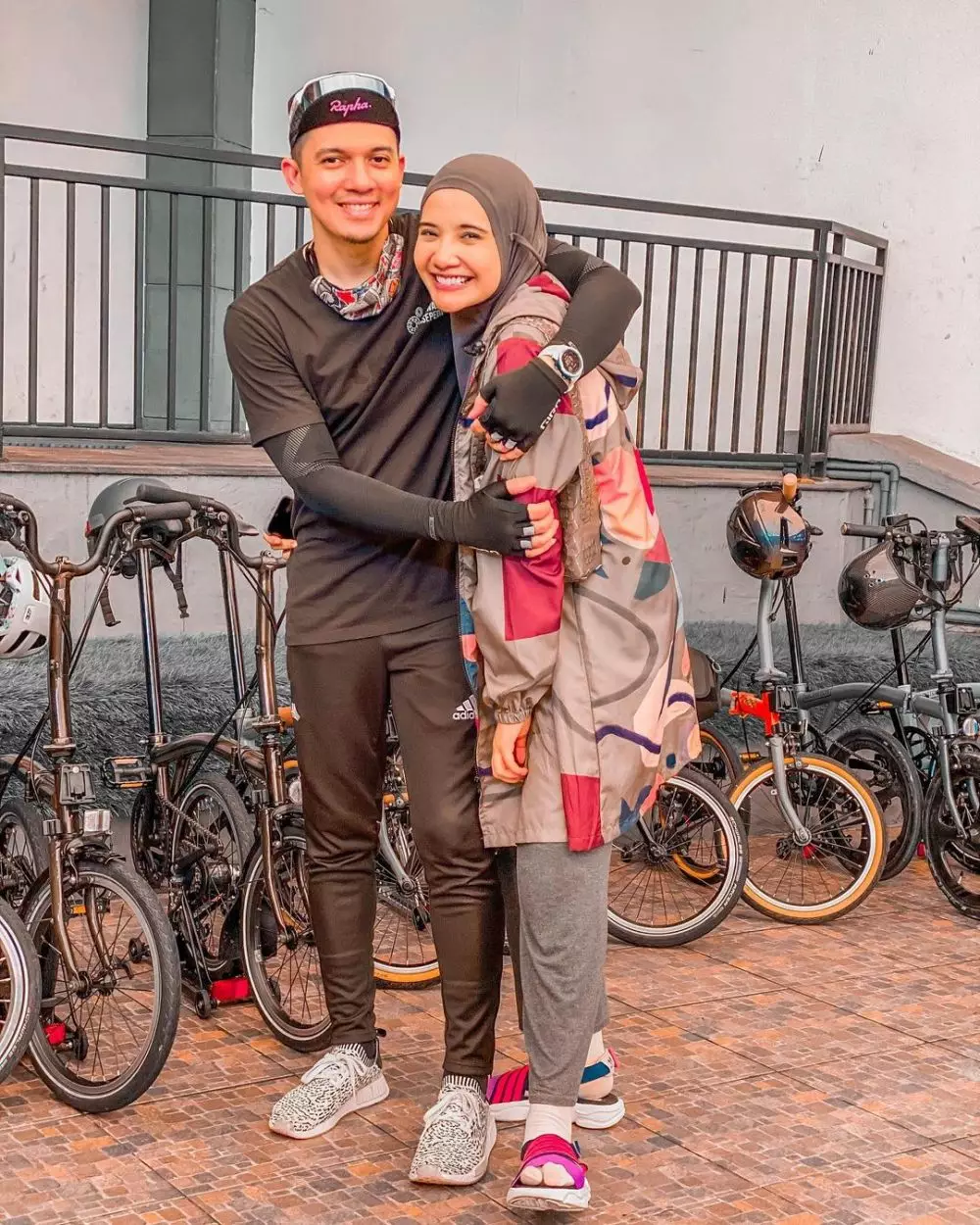 OOTD ibu hamil Zaskia sungkar © Instagram OOTD ibu hamil Zaskia sungkar © Instagram